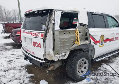 2015 Chevrolet Tahoe Commercial Fleet z USA, uszkodzony, nr VIN 1GNSK3EC2FR574621